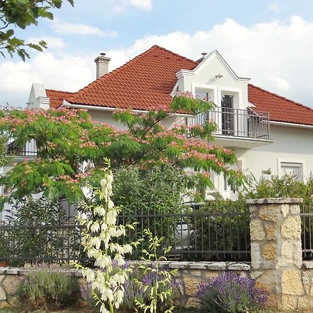 Albizia Apartments Balatonfured Luaran gambar