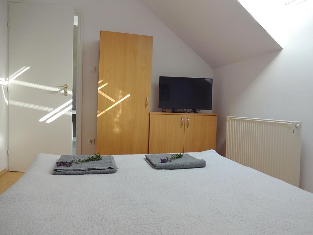Albizia Apartments Balatonfured Luaran gambar