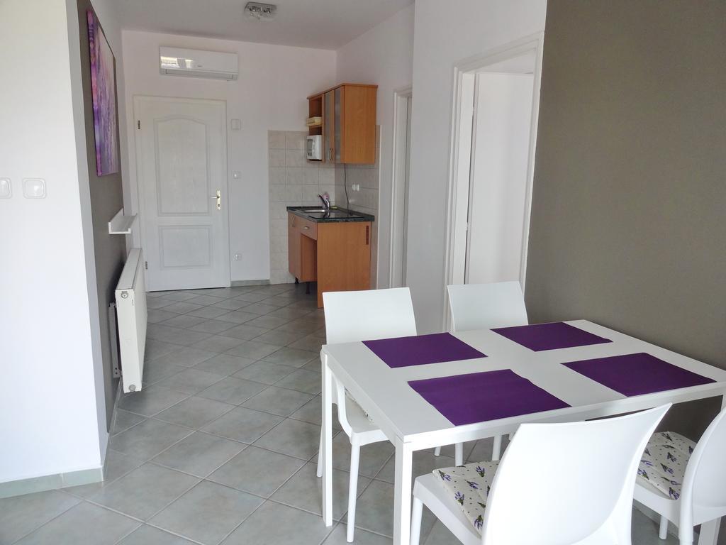 Albizia Apartments Balatonfured Luaran gambar