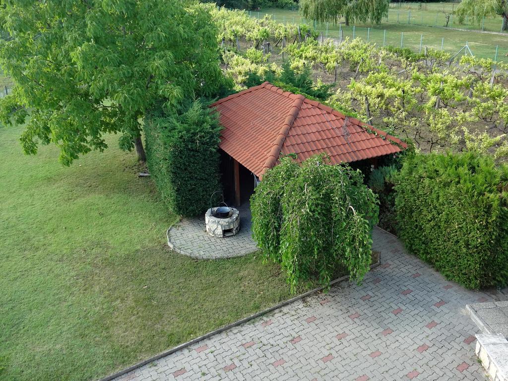 Albizia Apartments Balatonfured Luaran gambar